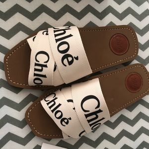 Chloe Slides